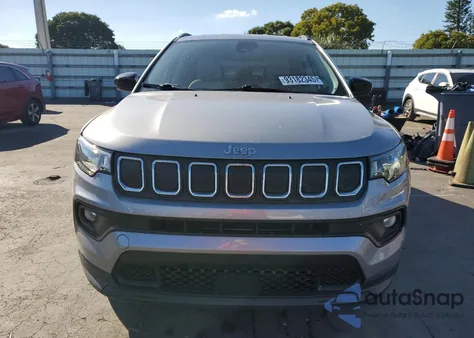 2022 Jeep Compass Latitude из США, поврежденный, VIN 3C4NJCBB0NT234894